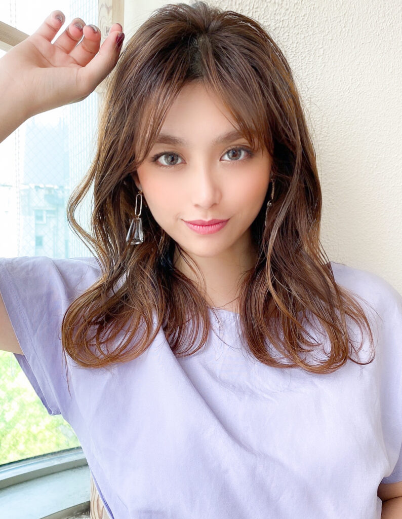 軽めセンターパートスタイル