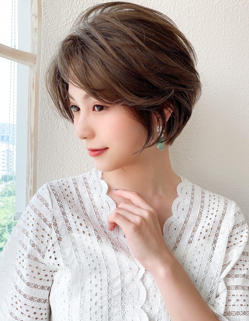 顏まわりレイヤーショート