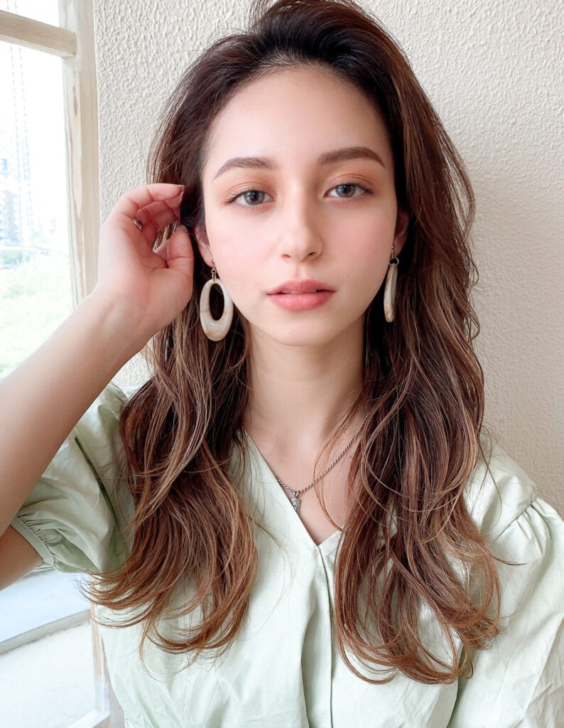 耳かけ美人ロングレイヤー